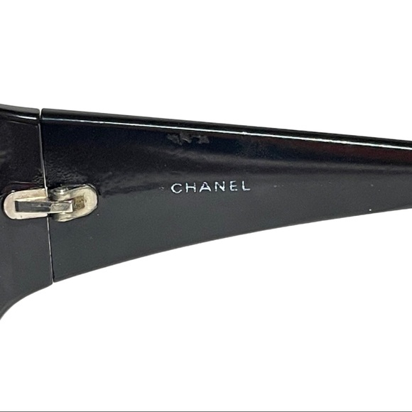 CHANEL Black Sunglasses 5103 - Picture 6 of 8
